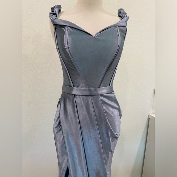 C’est La Vie Cinderella style blue gown with belt detail and train size 4 - Picture 4 of 15